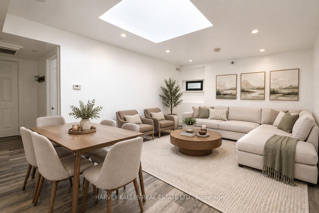 Photo 2 of Unit #4, 58 Rosemount Avenue, North York, Weston — HOMEH