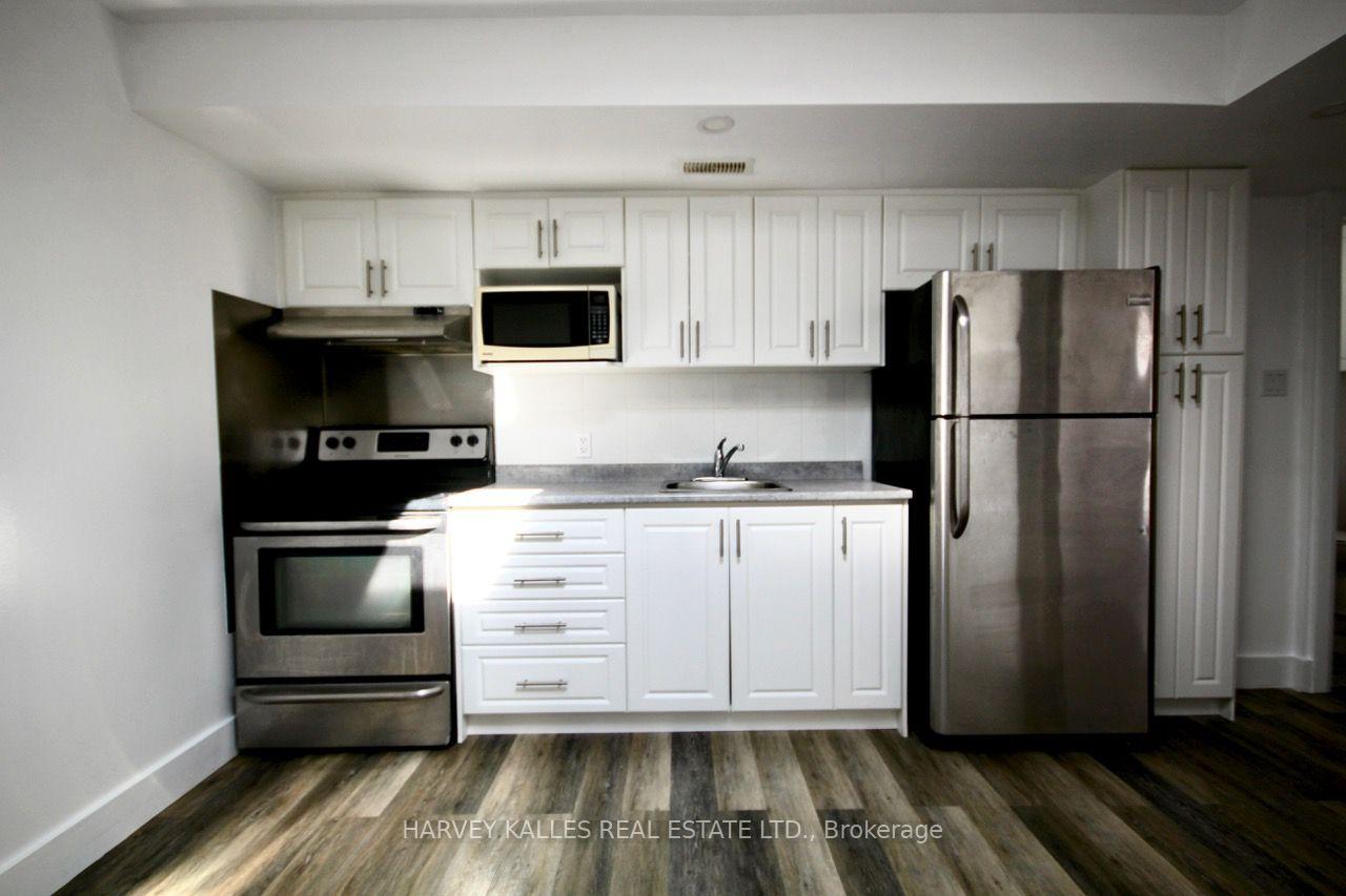 Photo 5 of Unit #4, 58 Rosemount Avenue, North York, Weston — HOMEH