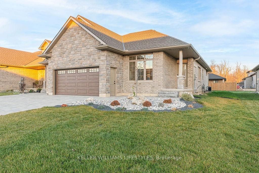 Photo 2 of 108 Leneve Street, Lambton Shores, Forest — HOMEH