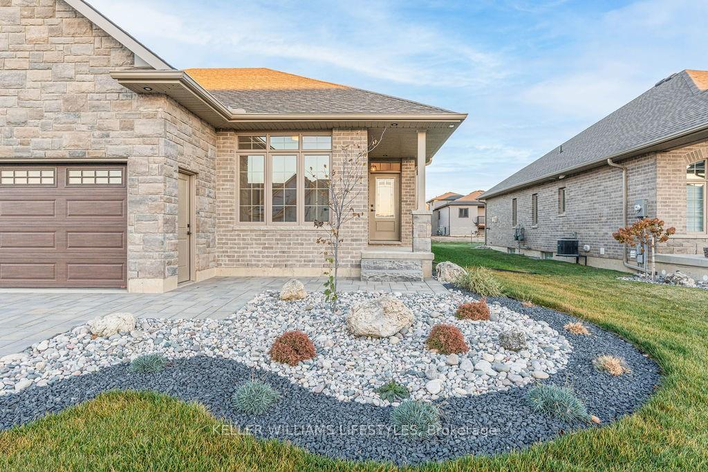 Photo 3 of 108 Leneve Street, Lambton Shores, Forest — HOMEH