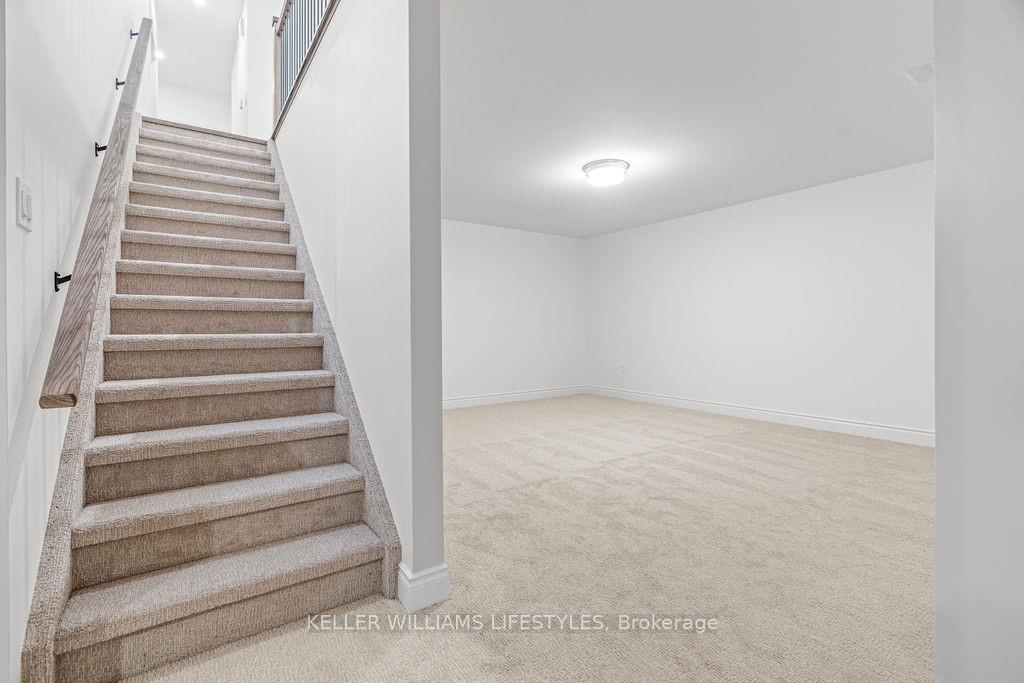 Photo 30 of 108 Leneve Street, Lambton Shores, Forest — HOMEH