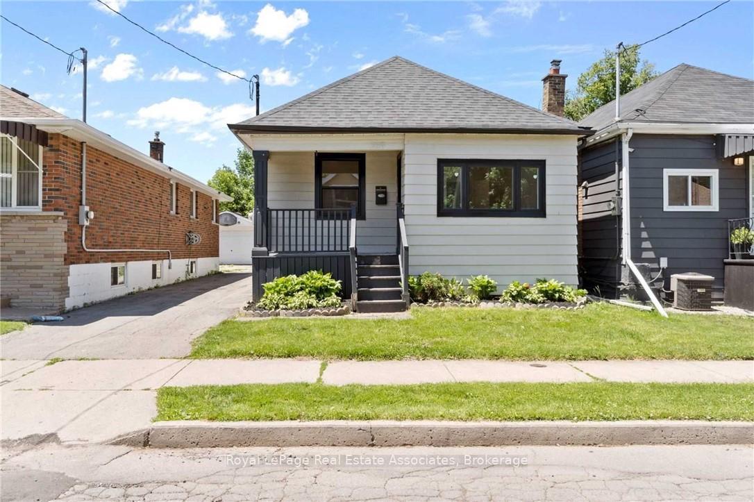 Photo of Unit Upper, 289 Fairfield Avenue