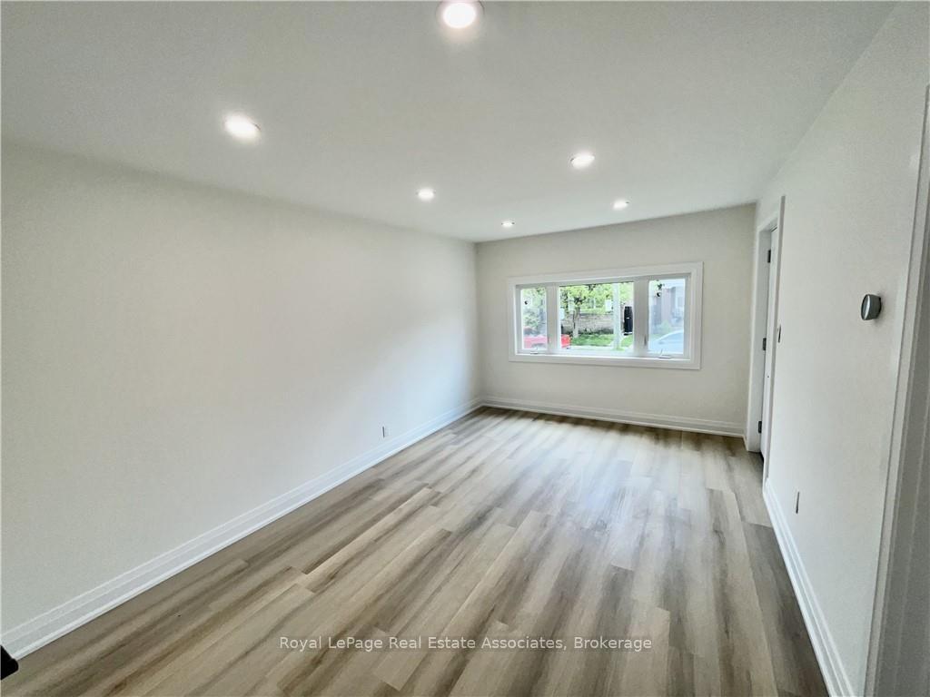 Photo 6 of Unit Upper, 289 Fairfield Avenue, Hamilton, Homeside — HOMEH