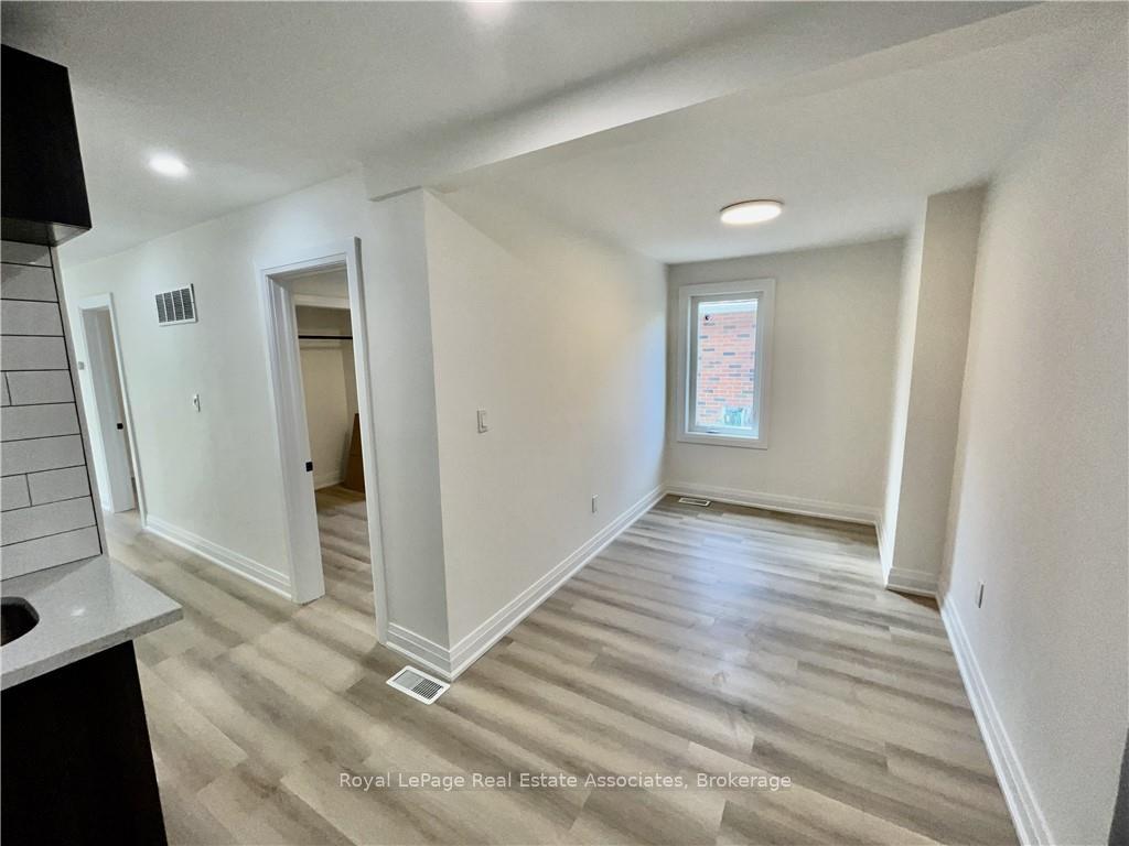 Photo 7 of Unit Upper, 289 Fairfield Avenue, Hamilton, Homeside — HOMEH