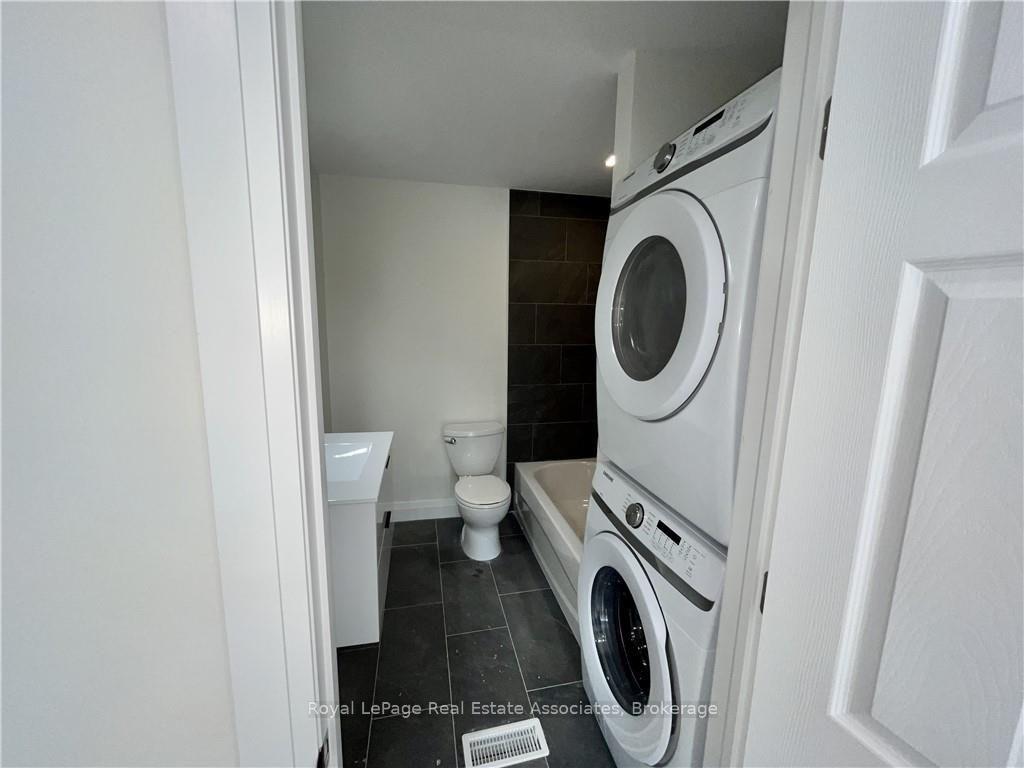 Photo 12 of Unit Upper, 289 Fairfield Avenue, Hamilton, Homeside — HOMEH