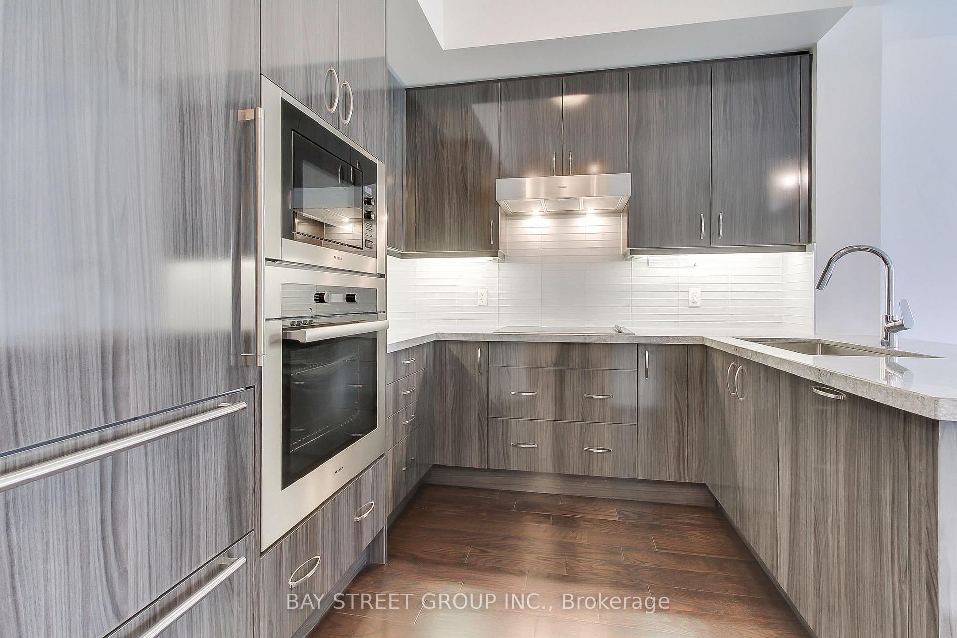 Photo 8 of Unit 312, 20 Fred Varley Drive, Markham, Unionville — HOMEH