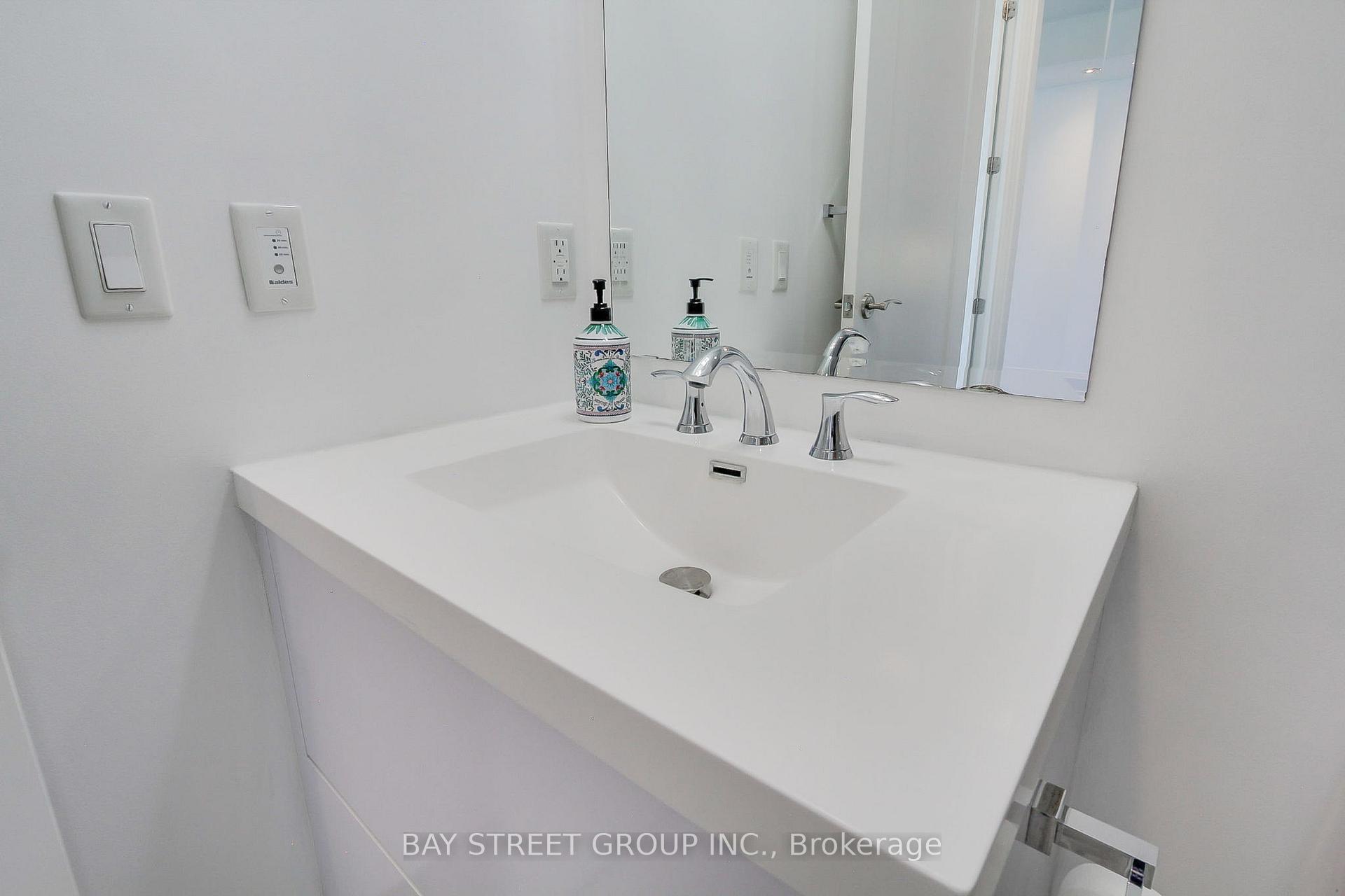 Photo 18 of Unit 312, 20 Fred Varley Drive, Markham, Unionville — HOMEH