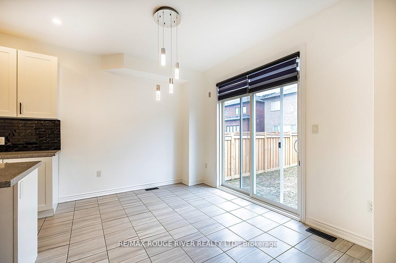 Photo 8 of 10 Moses Crescent, Clarington, Bowmanville — HOMEH
