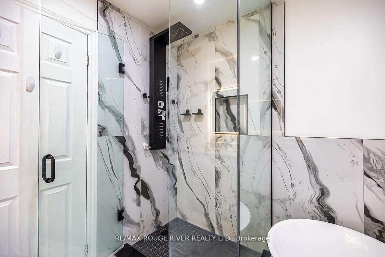 Photo 27 of 10 Moses Crescent, Clarington, Bowmanville — HOMEH