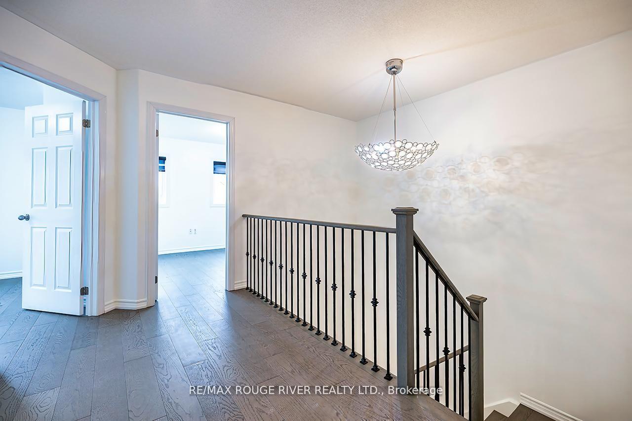 Photo 29 of 10 Moses Crescent, Clarington, Bowmanville — HOMEH