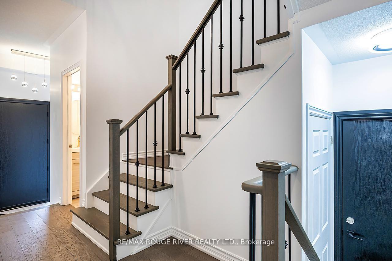 Photo 36 of 10 Moses Crescent, Clarington, Bowmanville — HOMEH