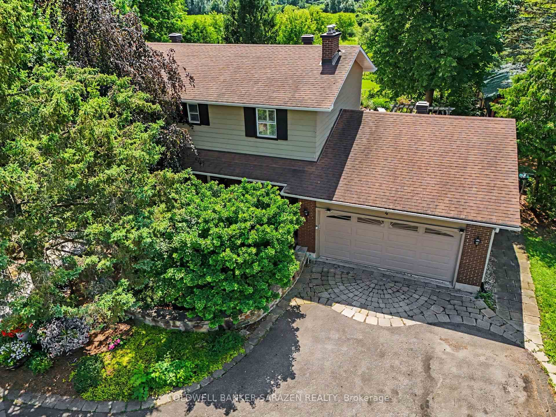Photo 3 of 4 Doris Avenue, Ottawa, Blossom Park/Kemp Park/Findlay Creek — HOMEH