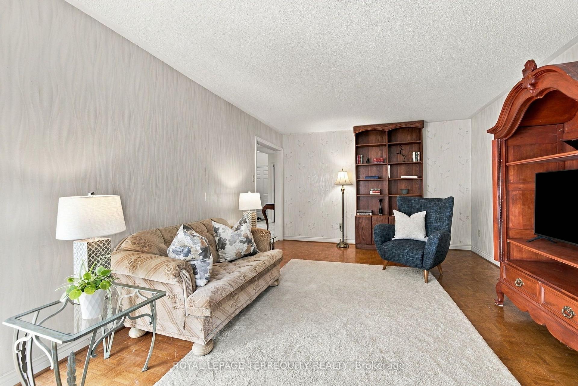 Photo 21 of 8 Mallory Avenue, Markham, Milliken Mills East — HOMEH