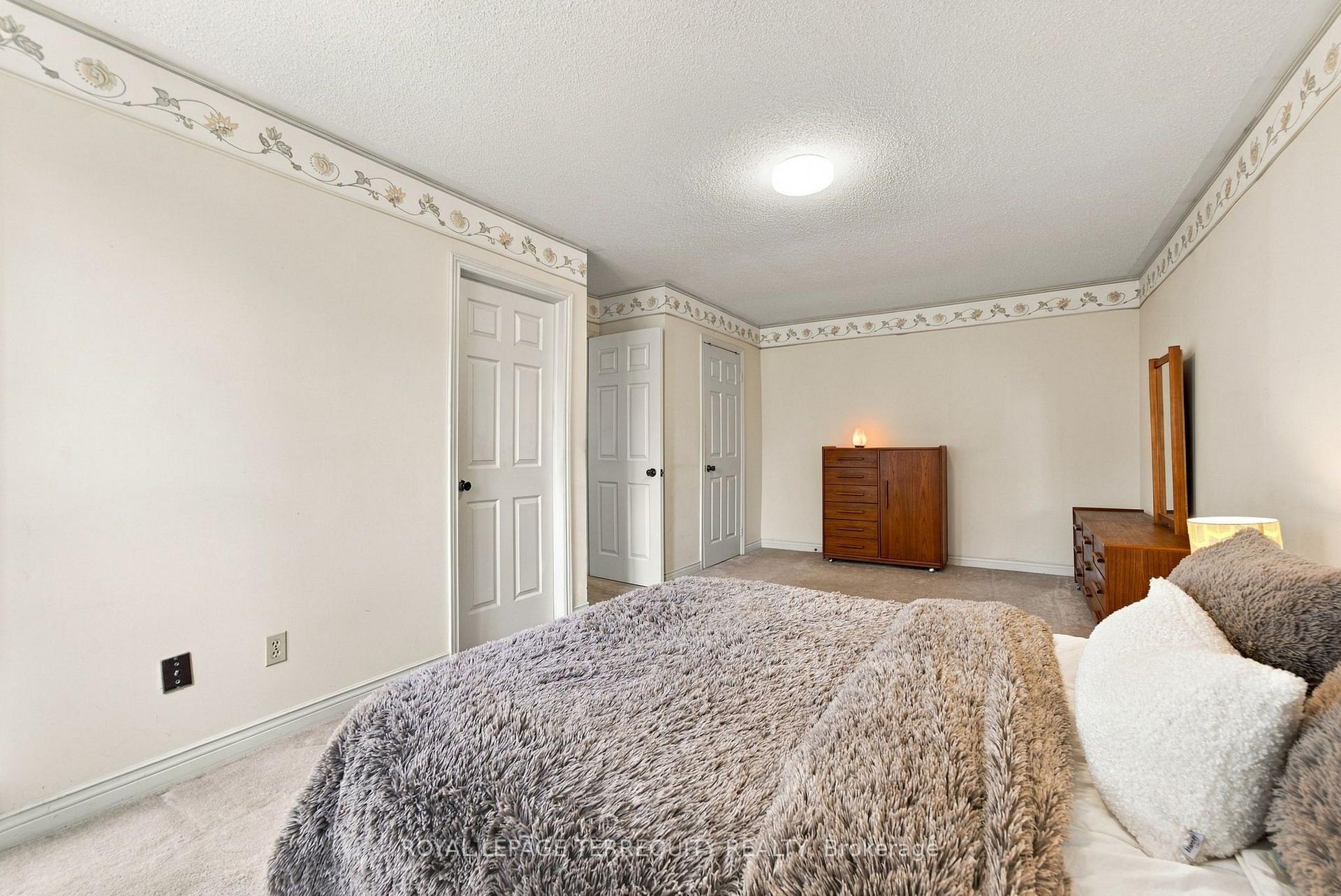 Photo 25 of 8 Mallory Avenue, Markham, Milliken Mills East — HOMEH
