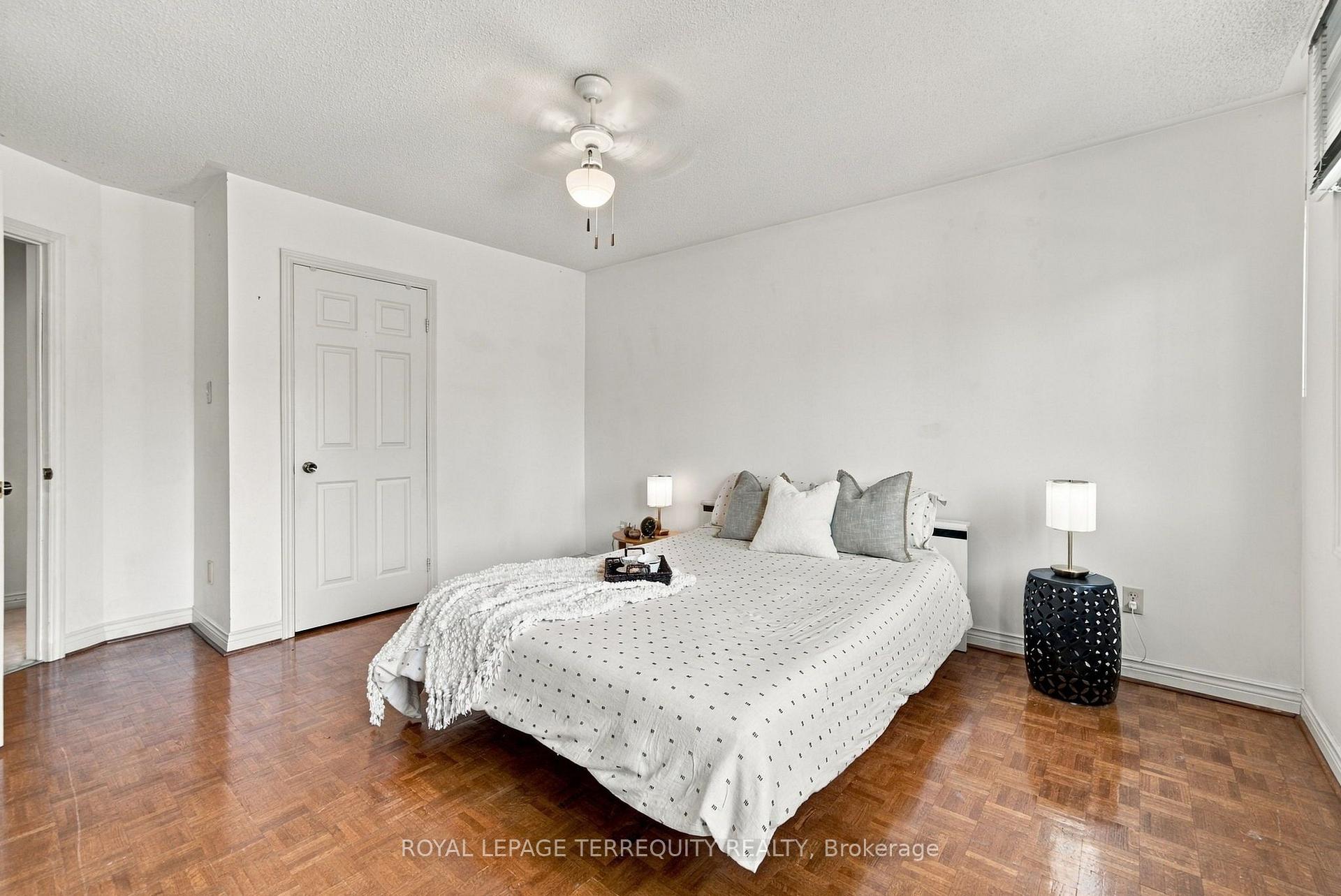 Photo 28 of 8 Mallory Avenue, Markham, Milliken Mills East — HOMEH