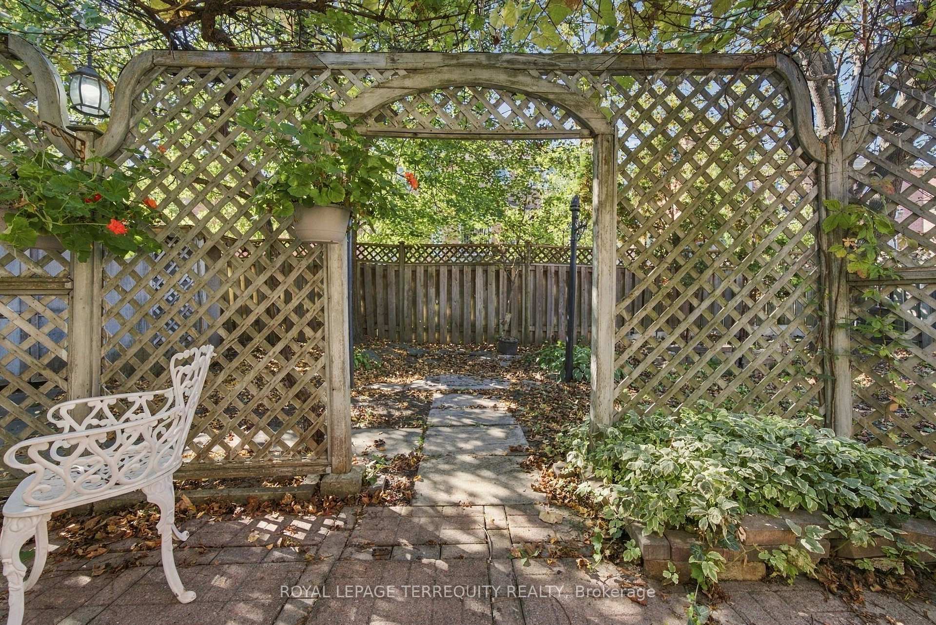 Photo 50 of 8 Mallory Avenue, Markham, Milliken Mills East — HOMEH
