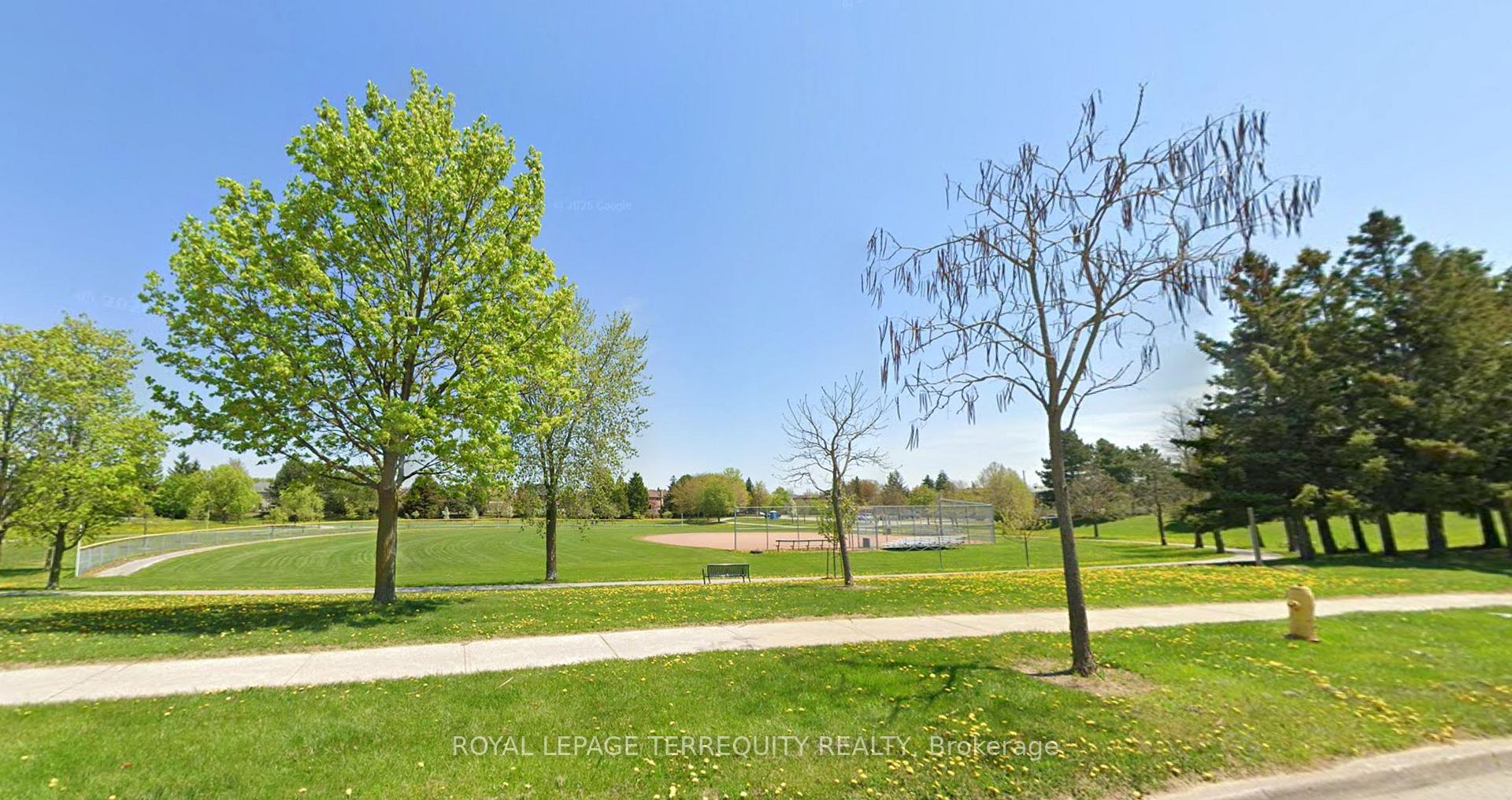 Photo 55 of 8 Mallory Avenue, Markham, Milliken Mills East — HOMEH