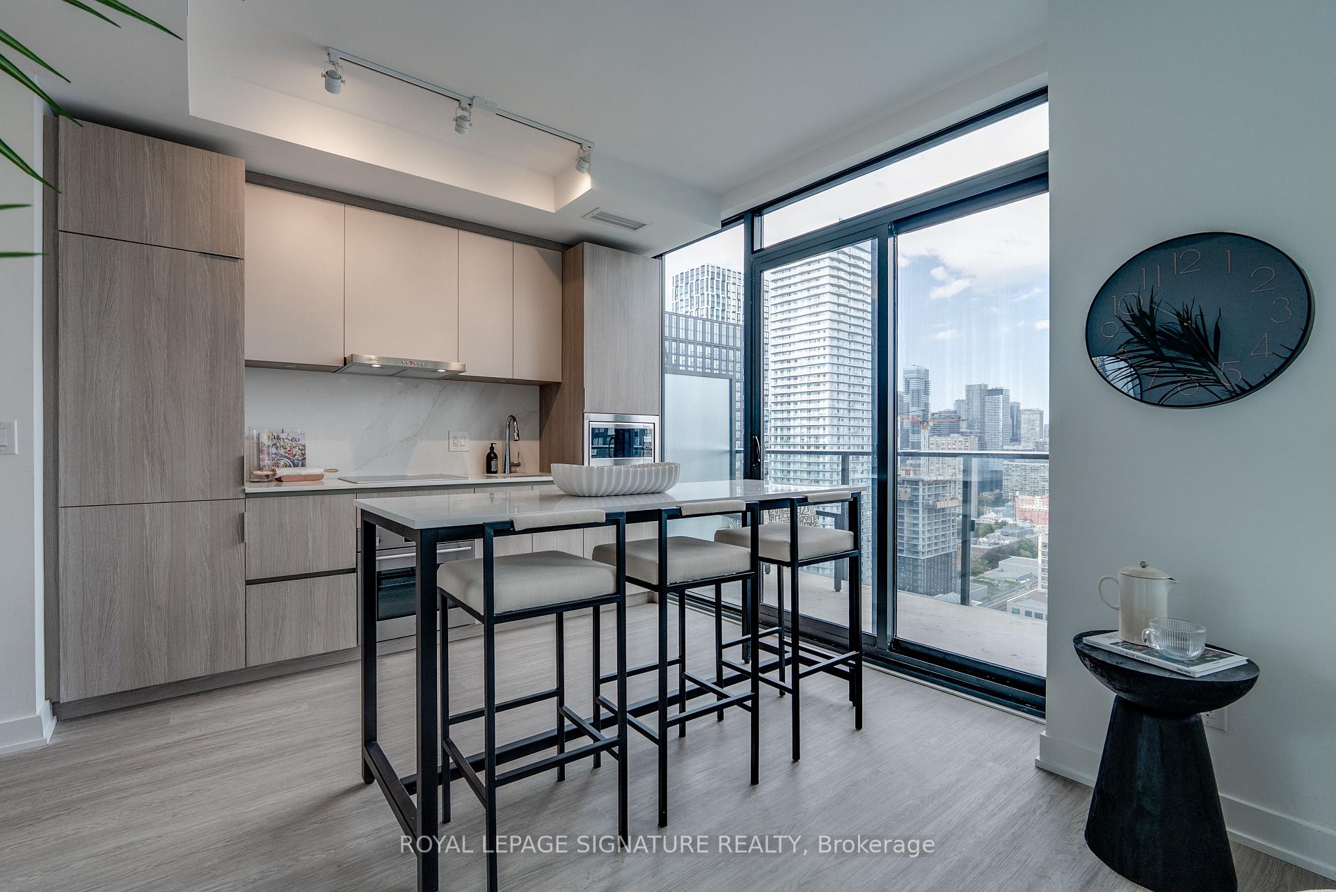 Photo 6 of Unit 3205, 47 Mutual Street, Toronto, Church-Yonge Corridor — HOMEH
