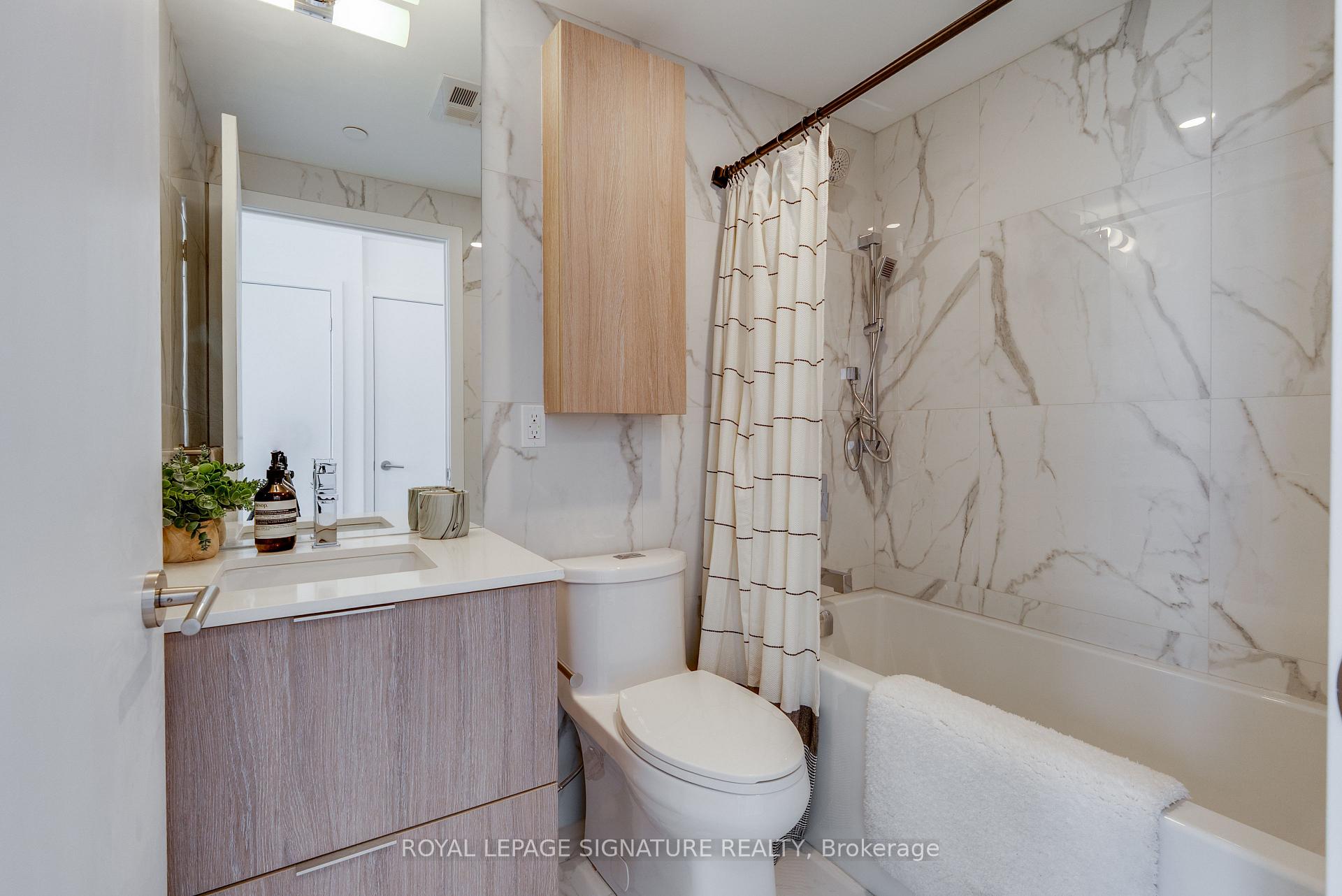 Photo 15 of Unit 3205, 47 Mutual Street, Toronto, Church-Yonge Corridor — HOMEH