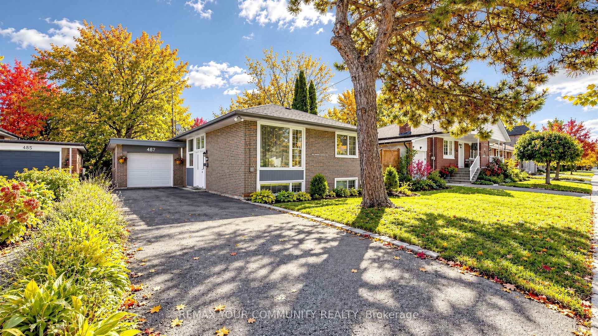 Photo 3 of 487 Hounslow Avenue, North York, Willowdale West — HOMEH