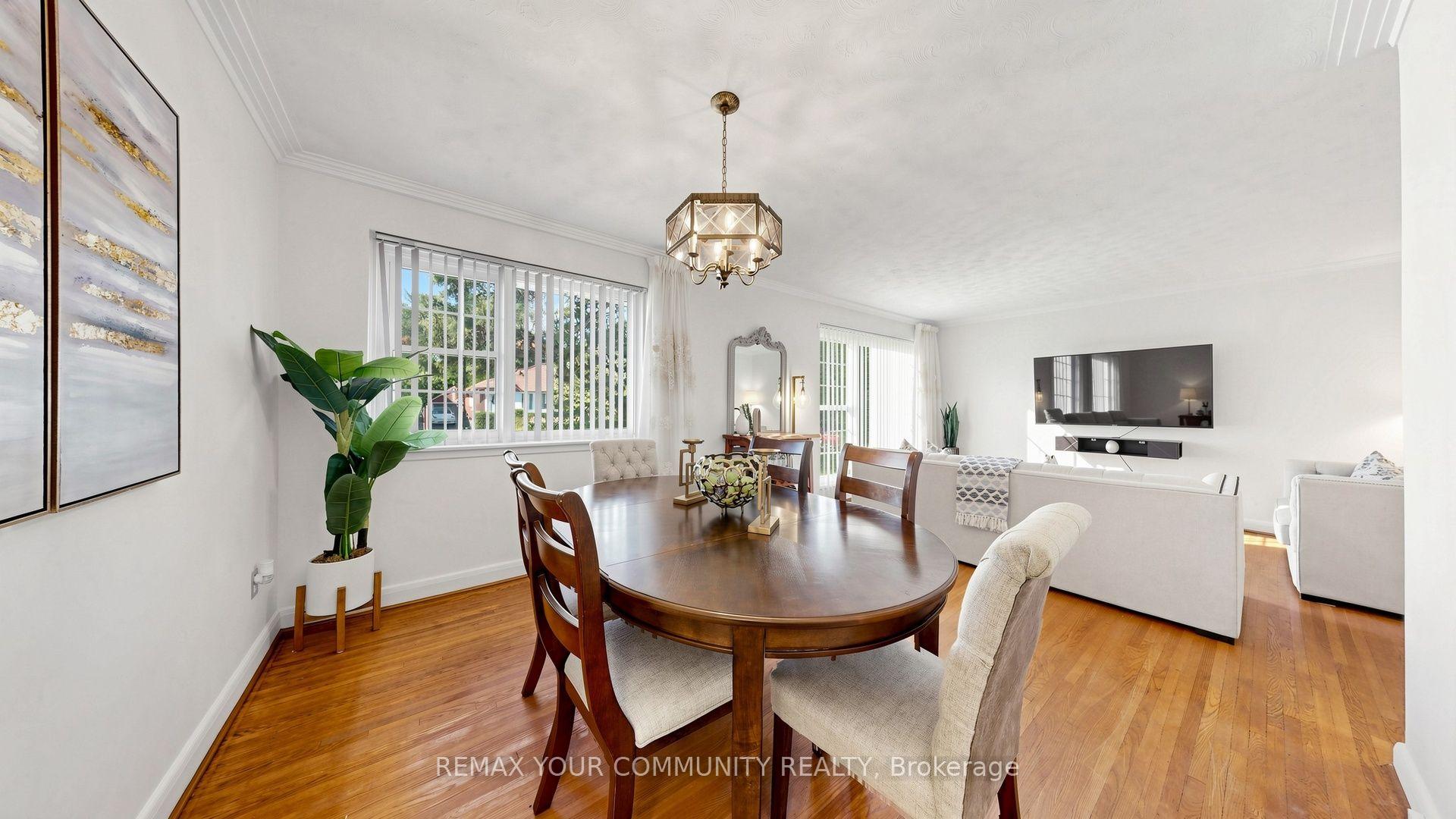 Photo 11 of 487 Hounslow Avenue, North York, Willowdale West — HOMEH