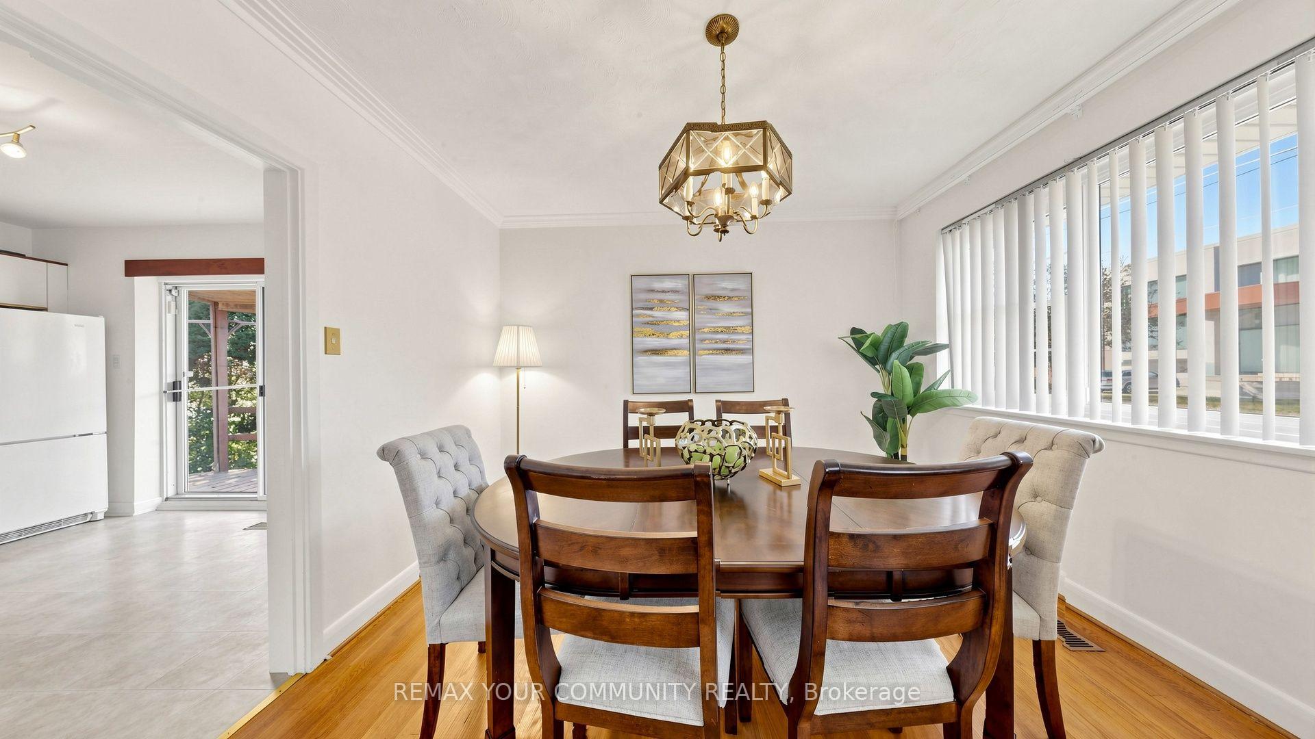 Photo 12 of 487 Hounslow Avenue, North York, Willowdale West — HOMEH