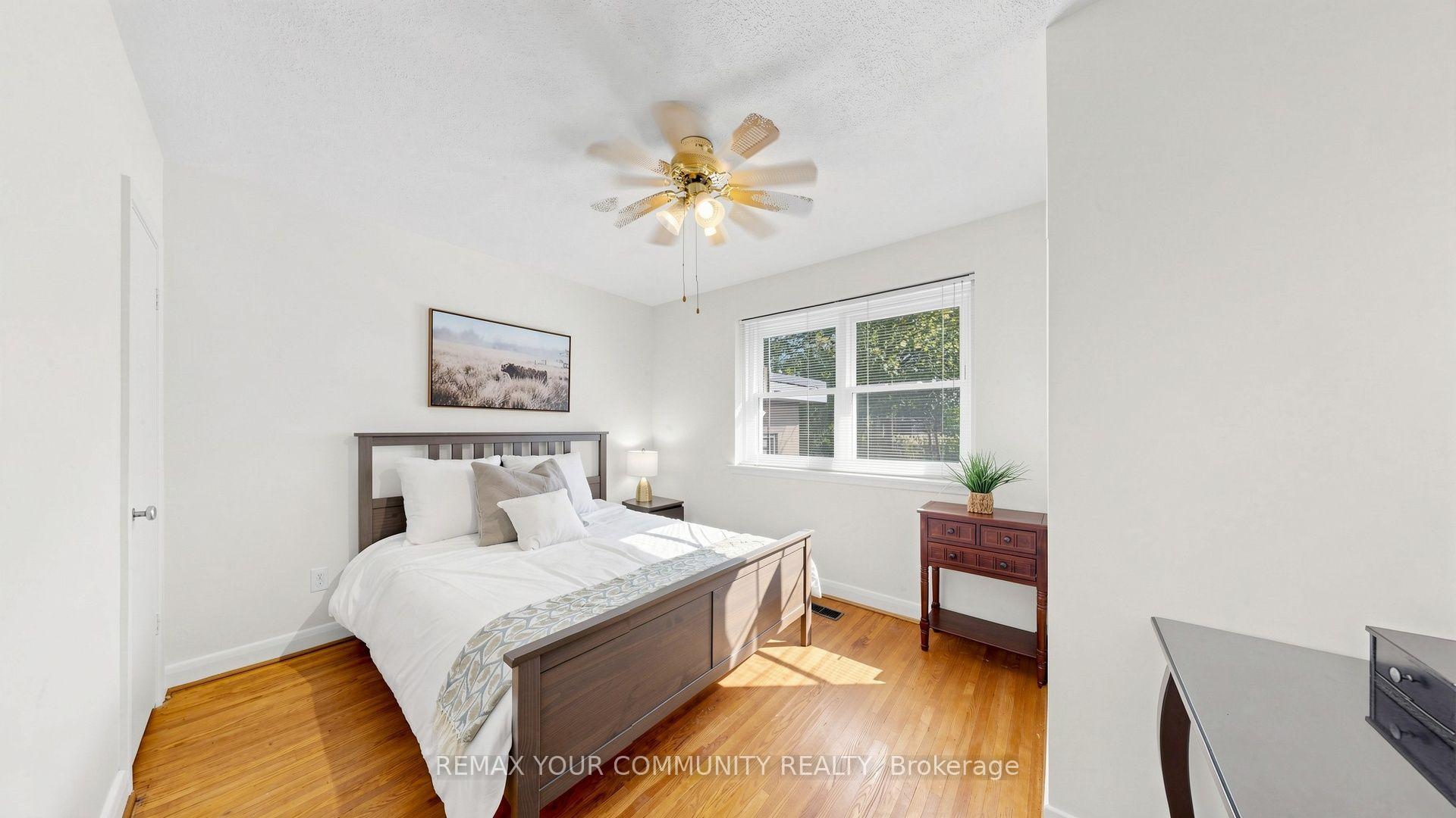 Photo 23 of 487 Hounslow Avenue, North York, Willowdale West — HOMEH