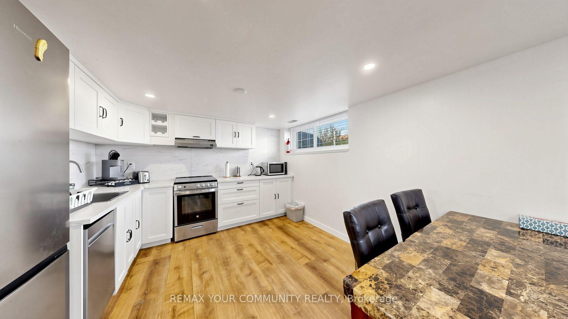 Photo 34 of 487 Hounslow Avenue, North York, Willowdale West — HOMEH