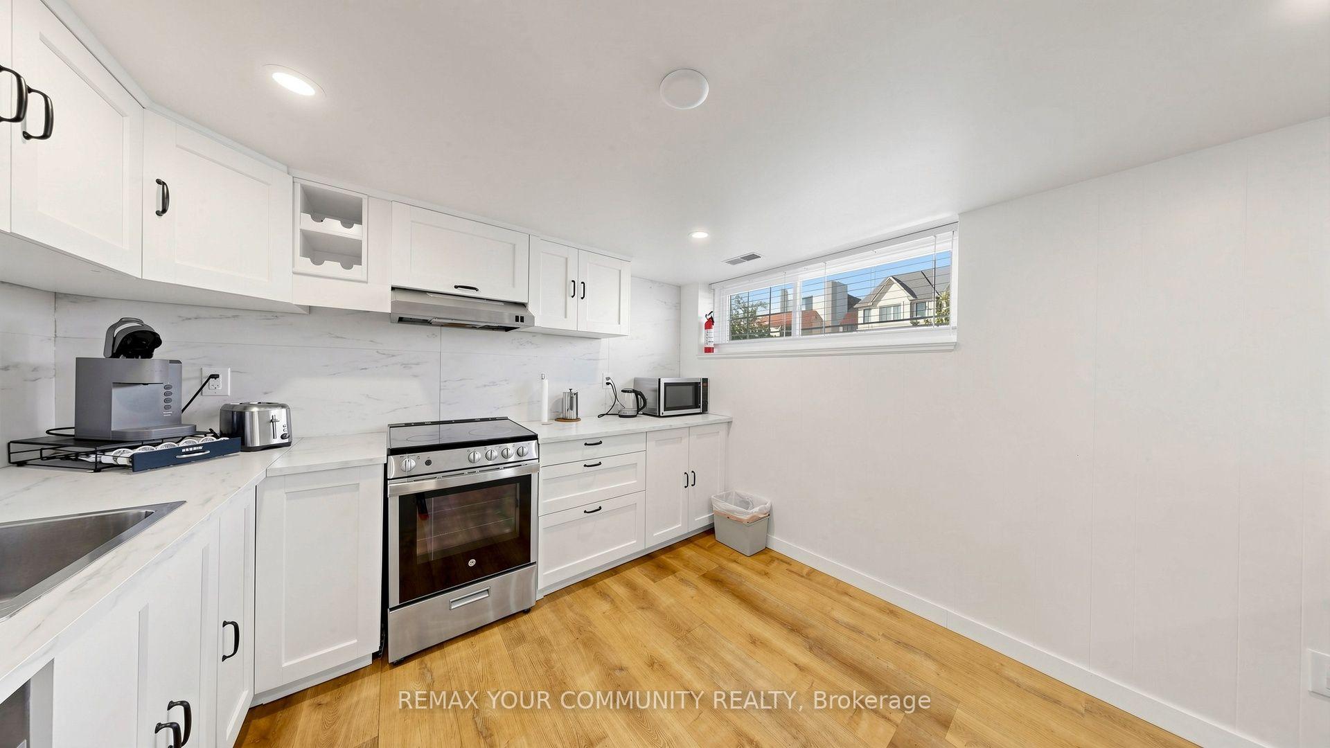 Photo 36 of 487 Hounslow Avenue, North York, Willowdale West — HOMEH