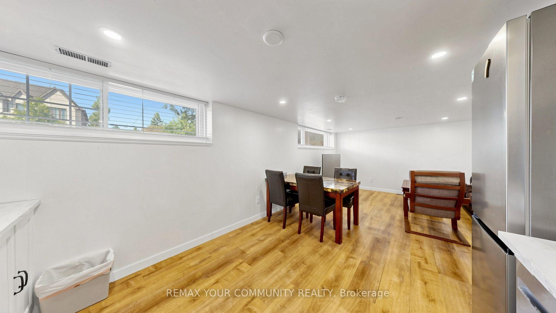 Photo 38 of 487 Hounslow Avenue, North York, Willowdale West — HOMEH