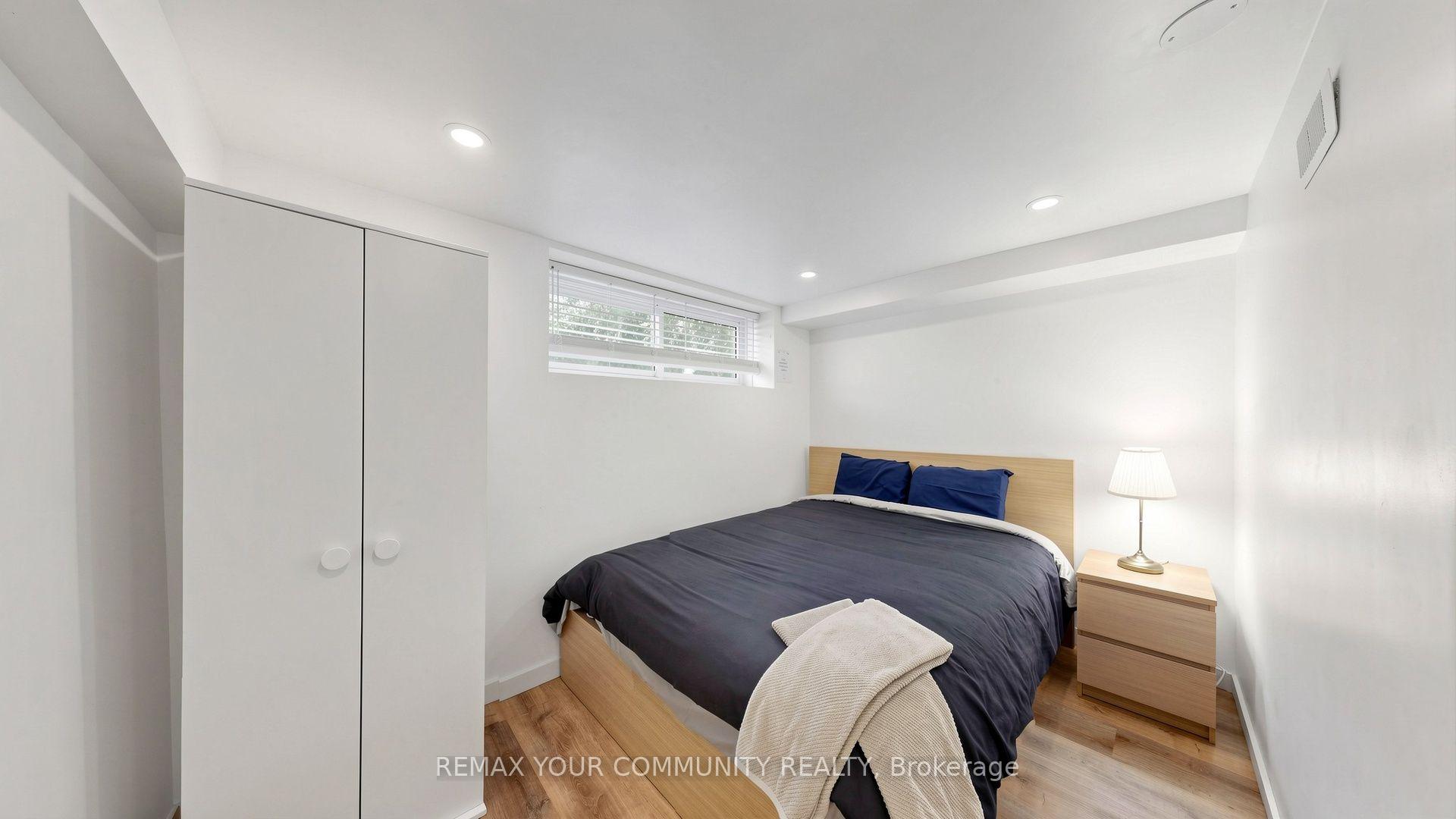 Photo 42 of 487 Hounslow Avenue, North York, Willowdale West — HOMEH