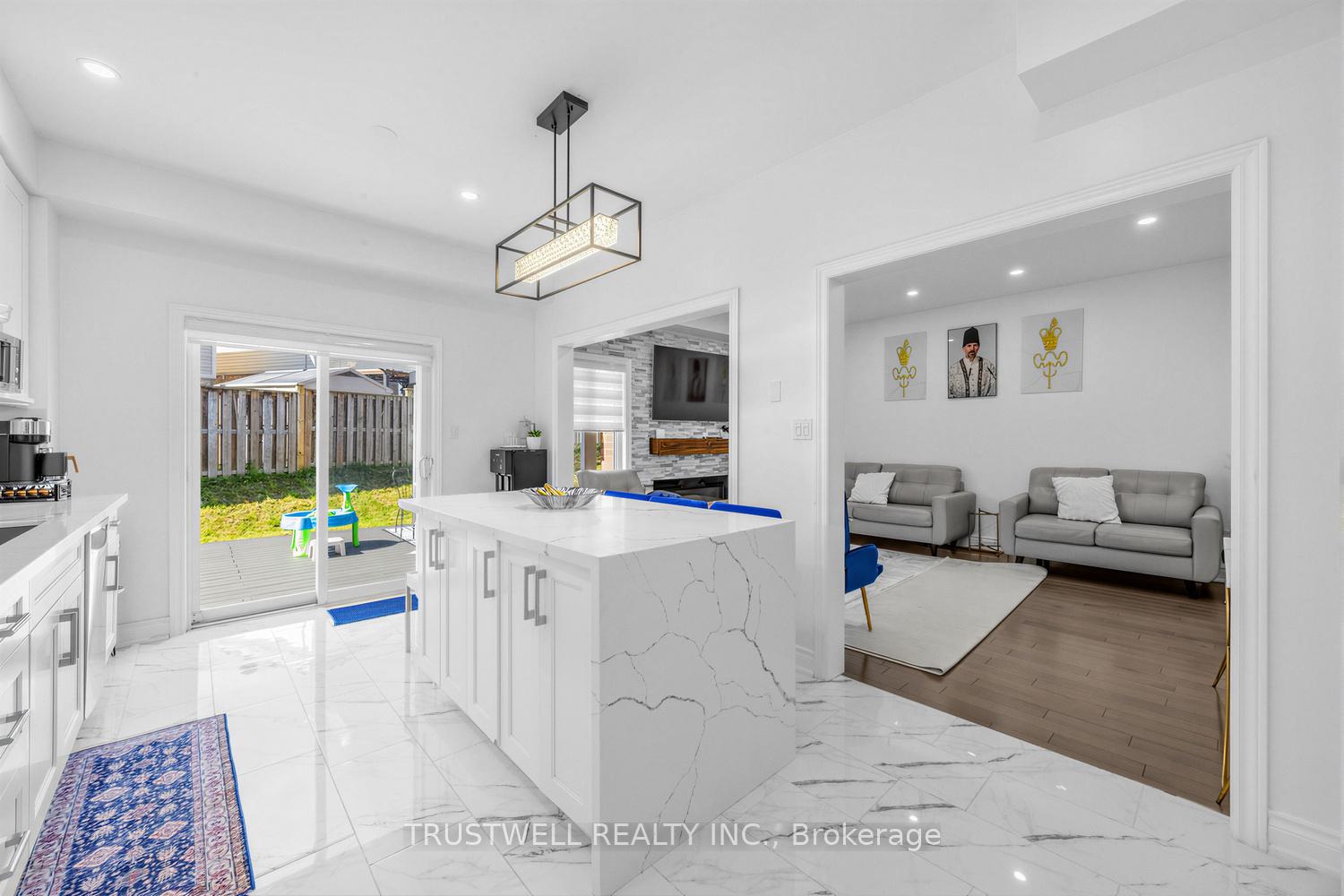 Photo 8 of 3 Waldron Court, Ajax, Northwest Ajax — HOMEH