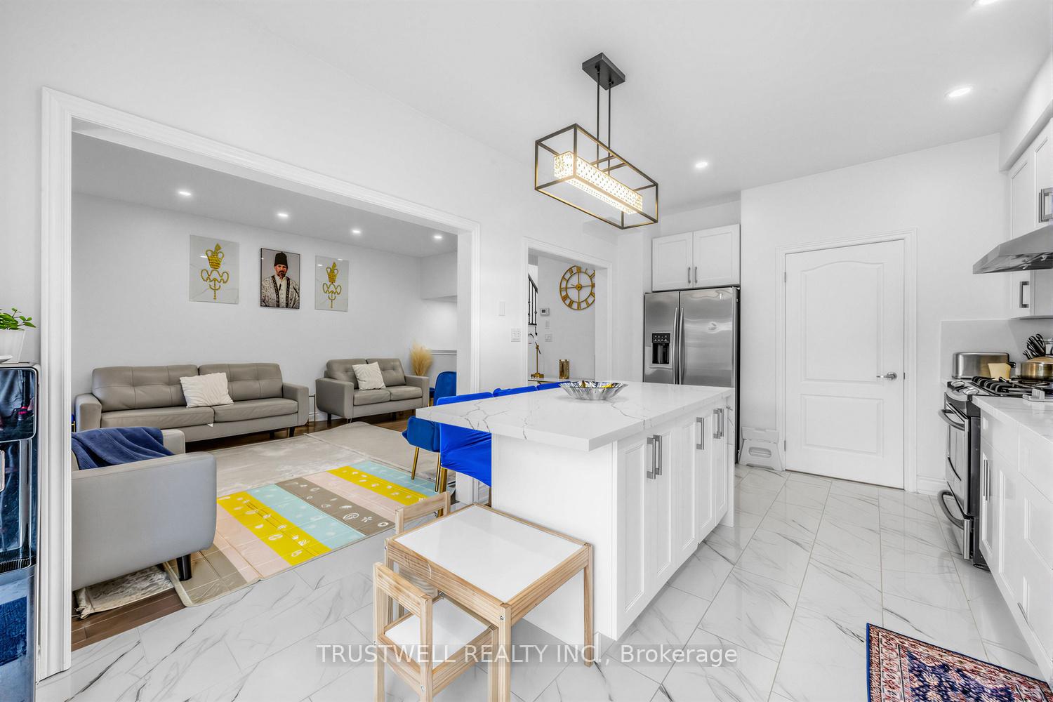 Photo 9 of 3 Waldron Court, Ajax, Northwest Ajax — HOMEH