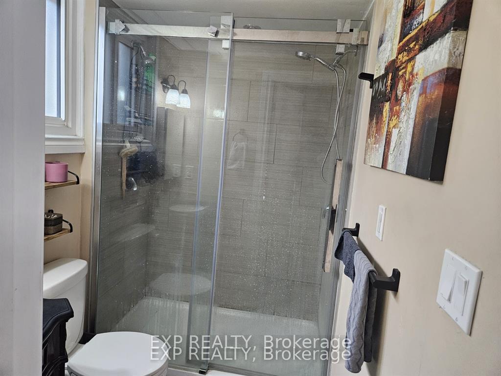 Photo 5 of Unit 1, 31 Raymond Street, St. Catharines, Downtown — HOMEH