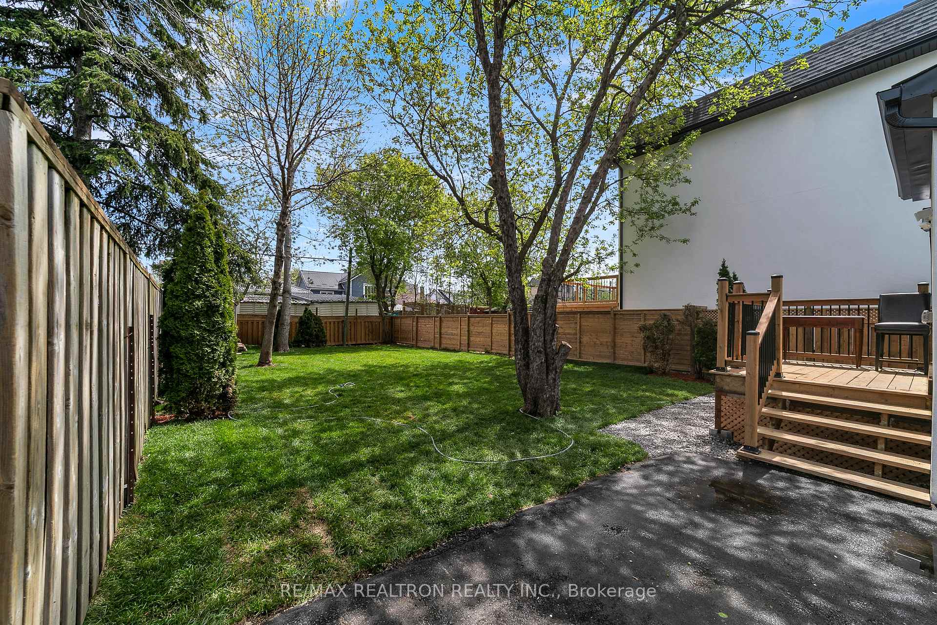 Photo 41 of 23 Sixteenth Street, Etobicoke, New Toronto — HOMEH