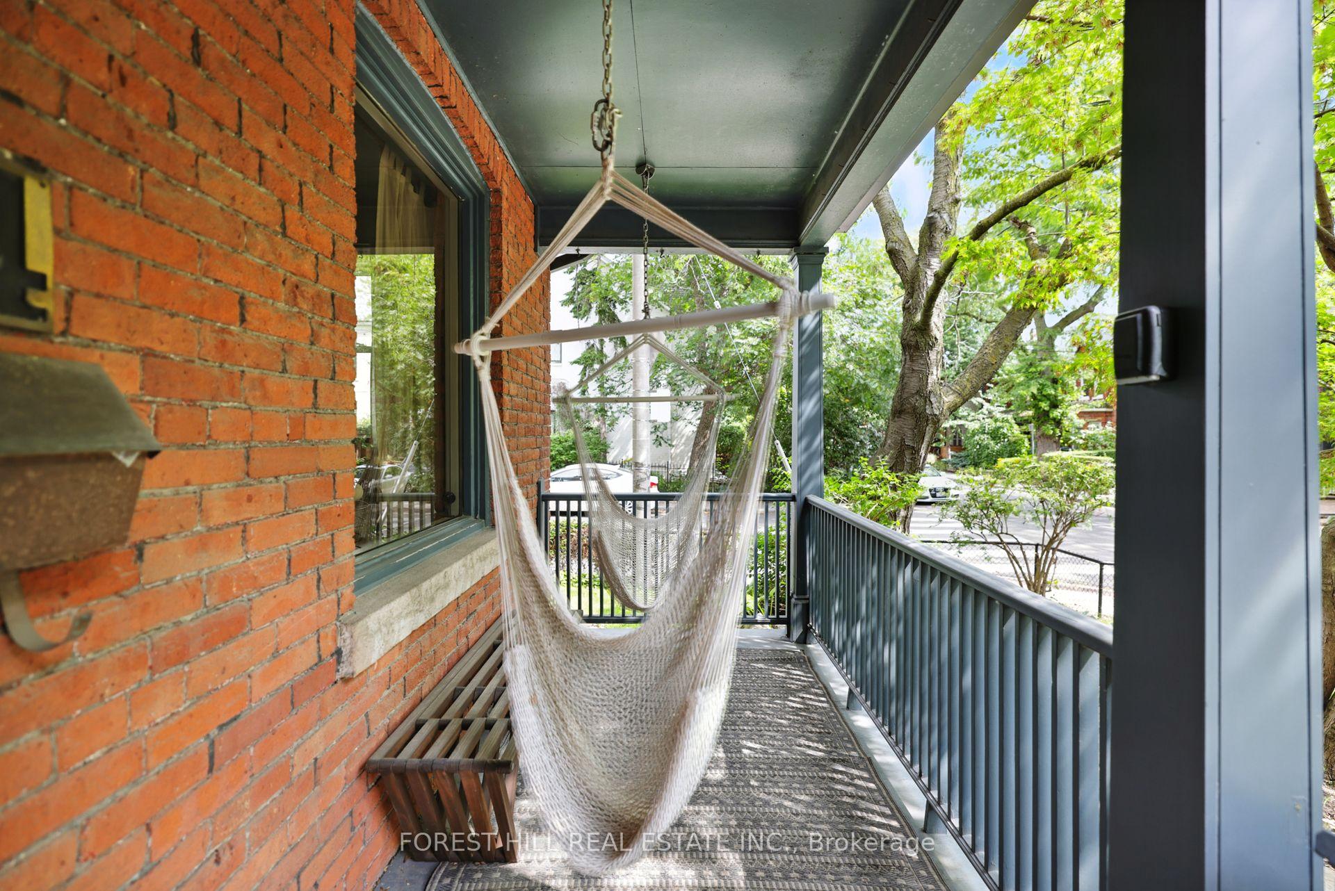Photo 4 of 54 Afton Avenue, Toronto, Little Portugal — HOMEH