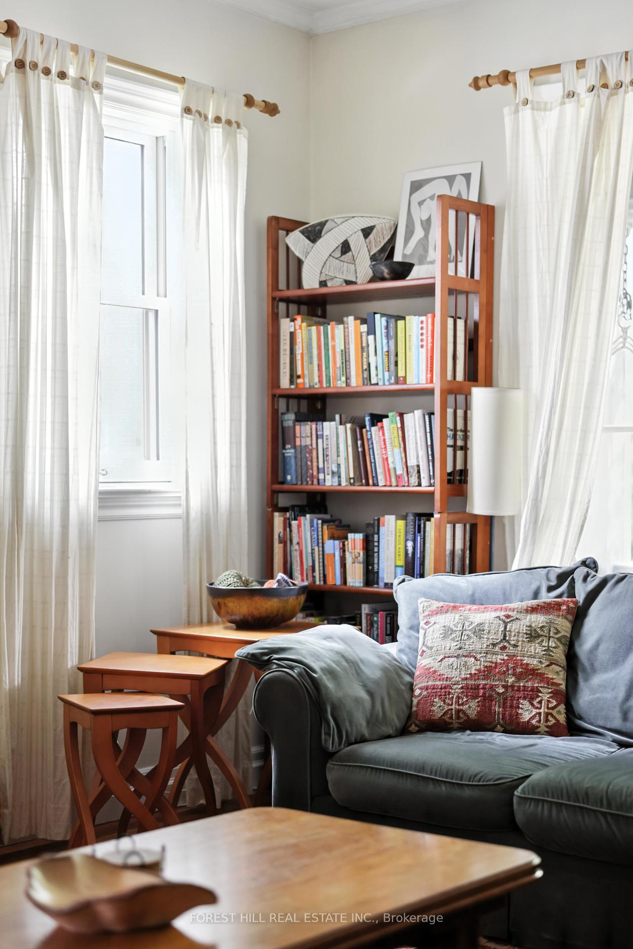 Photo 17 of 54 Afton Avenue, Toronto, Little Portugal — HOMEH