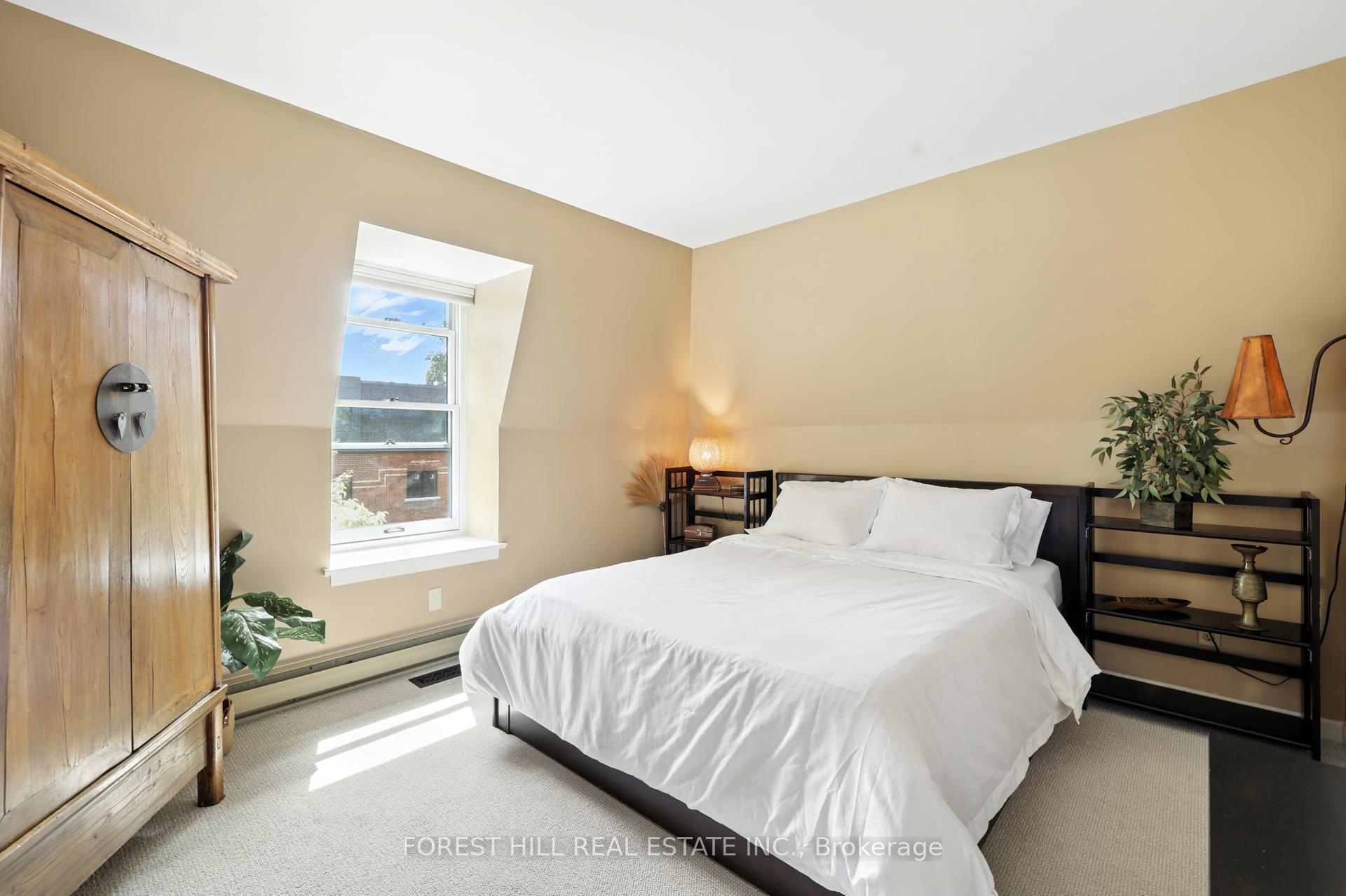 Photo 32 of 54 Afton Avenue, Toronto, Little Portugal — HOMEH