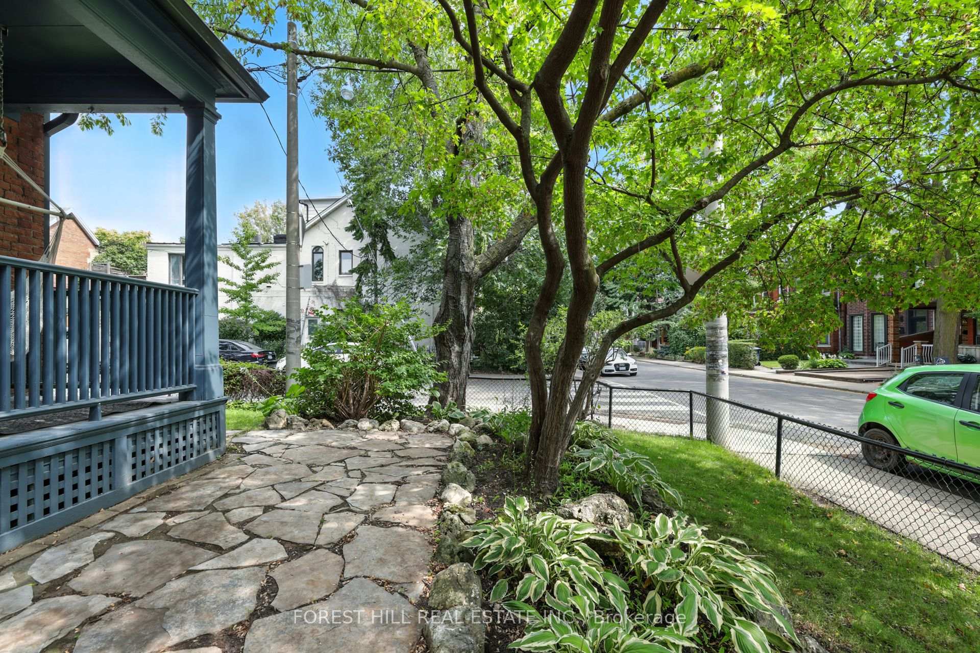 Photo 37 of 54 Afton Avenue, Toronto, Little Portugal — HOMEH