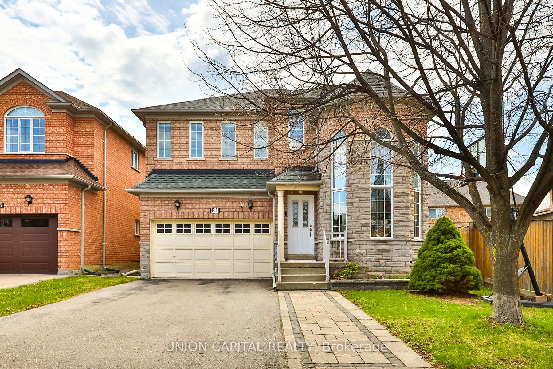 Photo 3 of 81 Ten Oaks Boulevard, Vaughan, Patterson — HOMEH