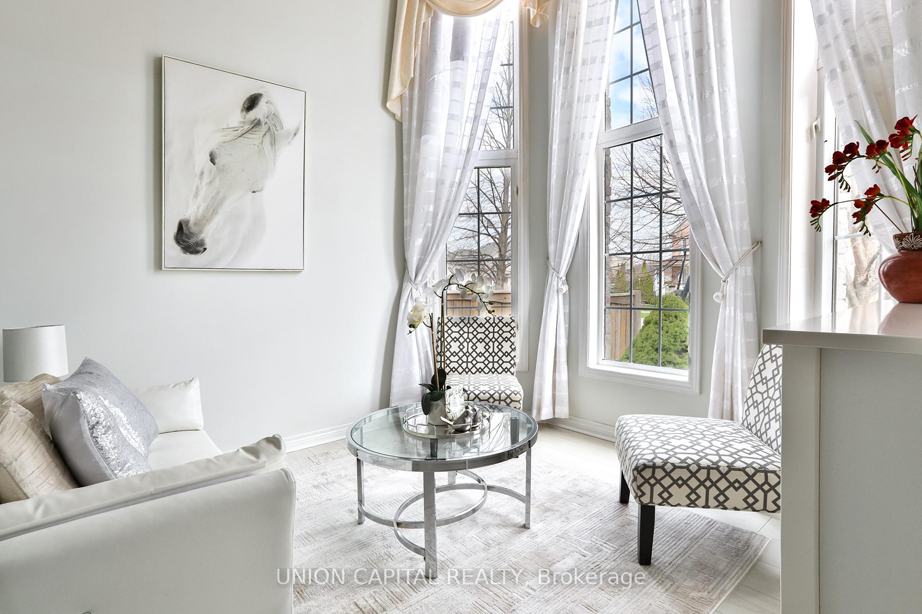Photo 6 of 81 Ten Oaks Boulevard, Vaughan, Patterson — HOMEH