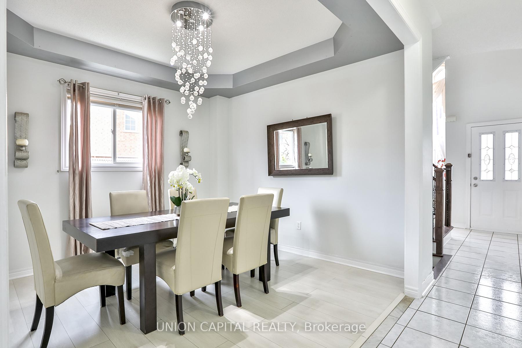 Photo 11 of 81 Ten Oaks Boulevard, Vaughan, Patterson — HOMEH