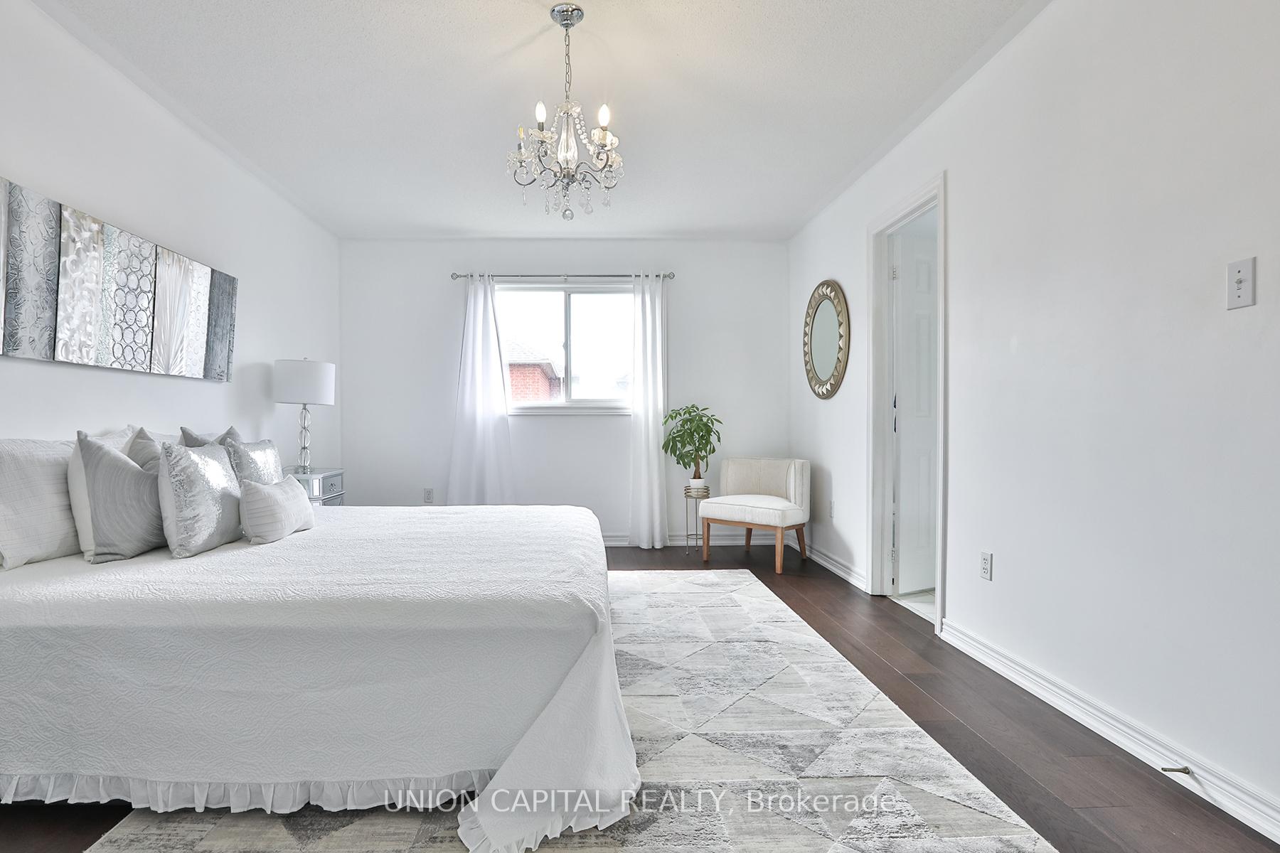 Photo 33 of 81 Ten Oaks Boulevard, Vaughan, Patterson — HOMEH