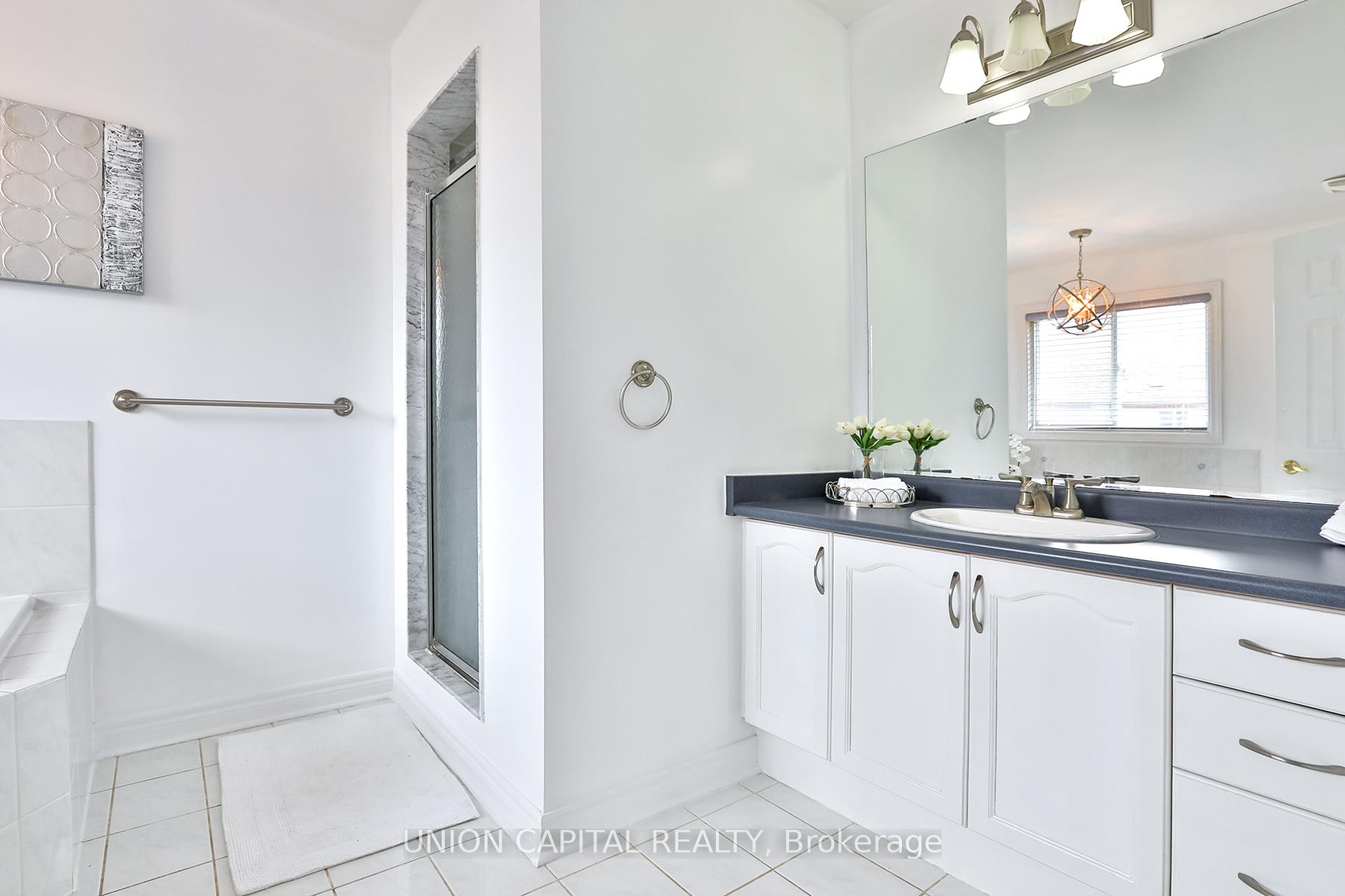 Photo 34 of 81 Ten Oaks Boulevard, Vaughan, Patterson — HOMEH