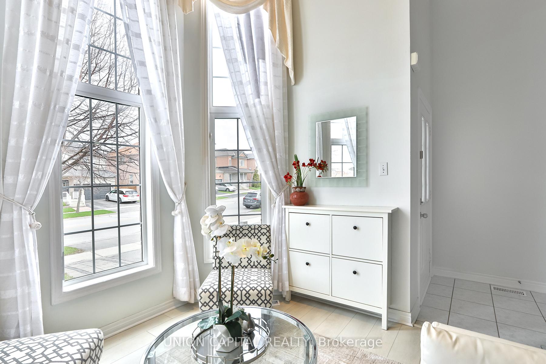 Photo 42 of 81 Ten Oaks Boulevard, Vaughan, Patterson — HOMEH