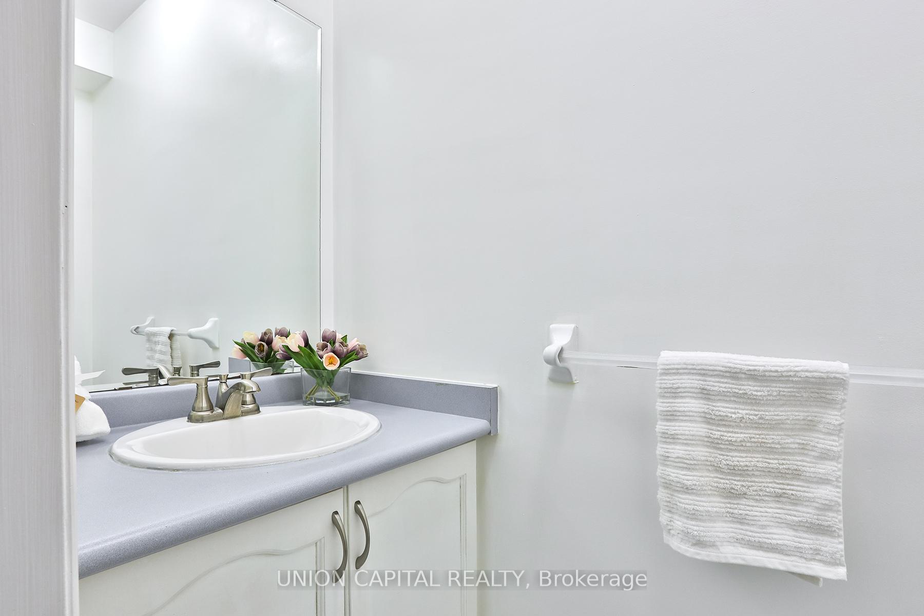 Photo 44 of 81 Ten Oaks Boulevard, Vaughan, Patterson — HOMEH