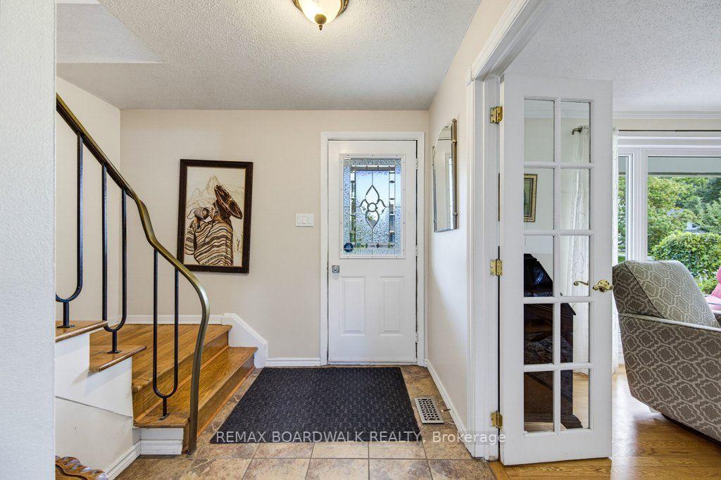 Photo 6 of 39 Welkin Crescent, Ottawa, Borden Farm/Stewart Farm/Carleton Heights/Parkwood Hills — HOMEH