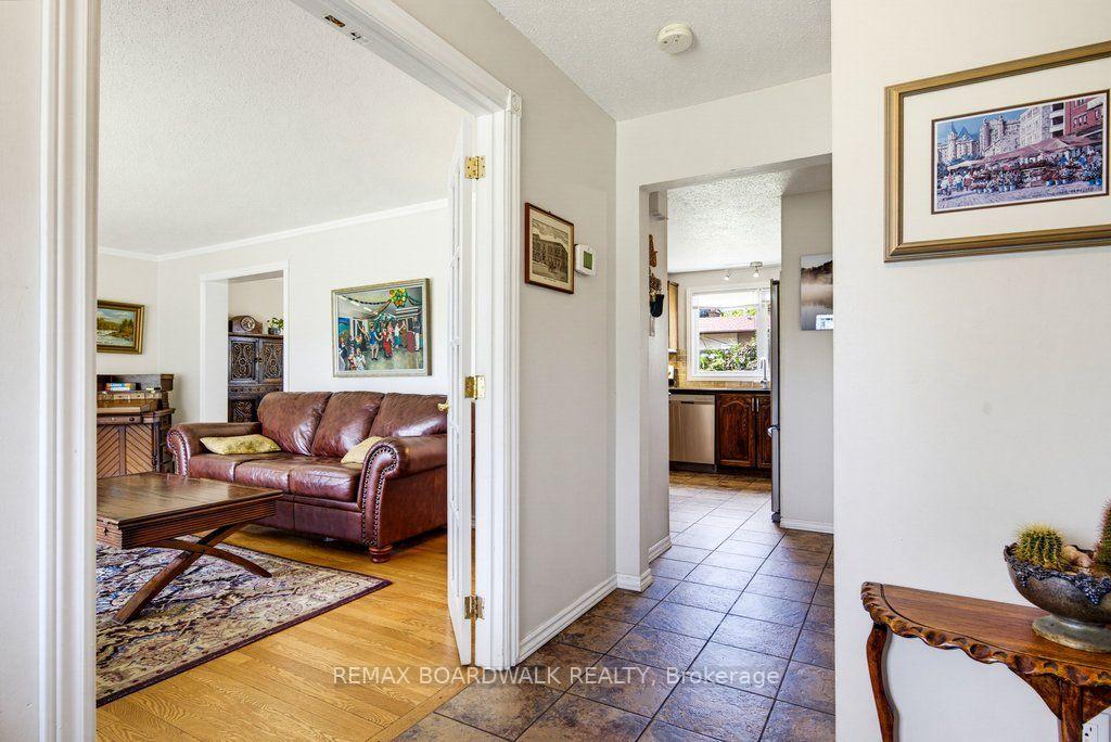 Photo 7 of 39 Welkin Crescent, Ottawa, Borden Farm/Stewart Farm/Carleton Heights/Parkwood Hills — HOMEH