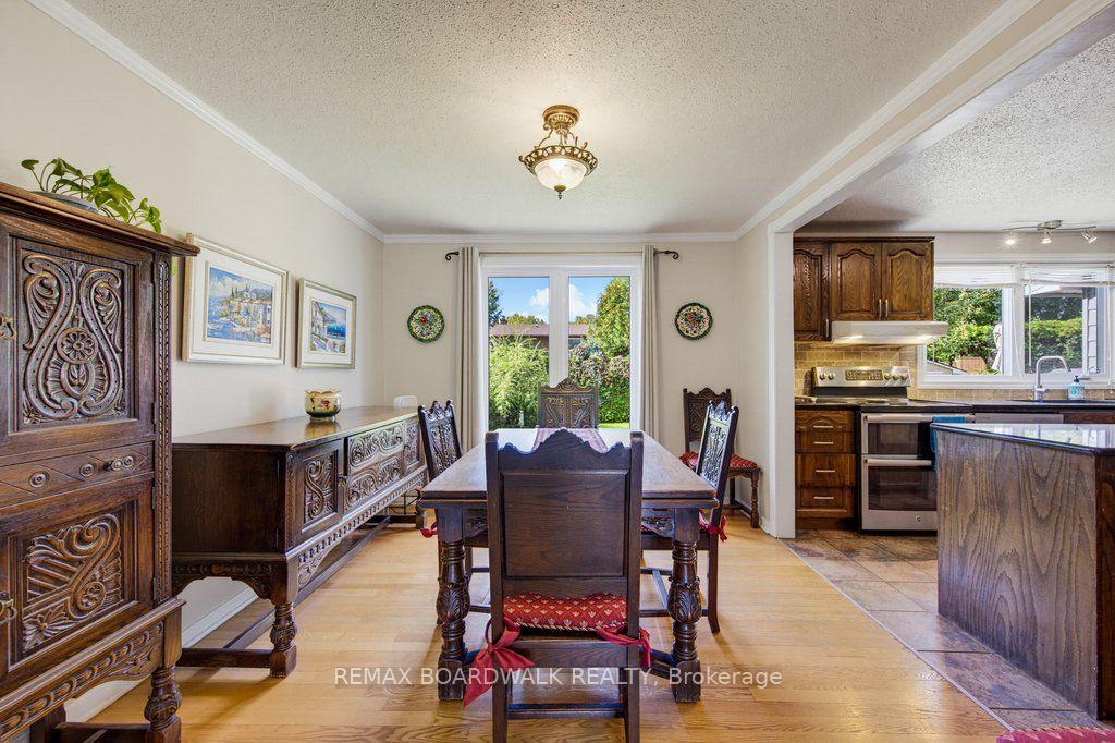 Photo 13 of 39 Welkin Crescent, Ottawa, Borden Farm/Stewart Farm/Carleton Heights/Parkwood Hills — HOMEH