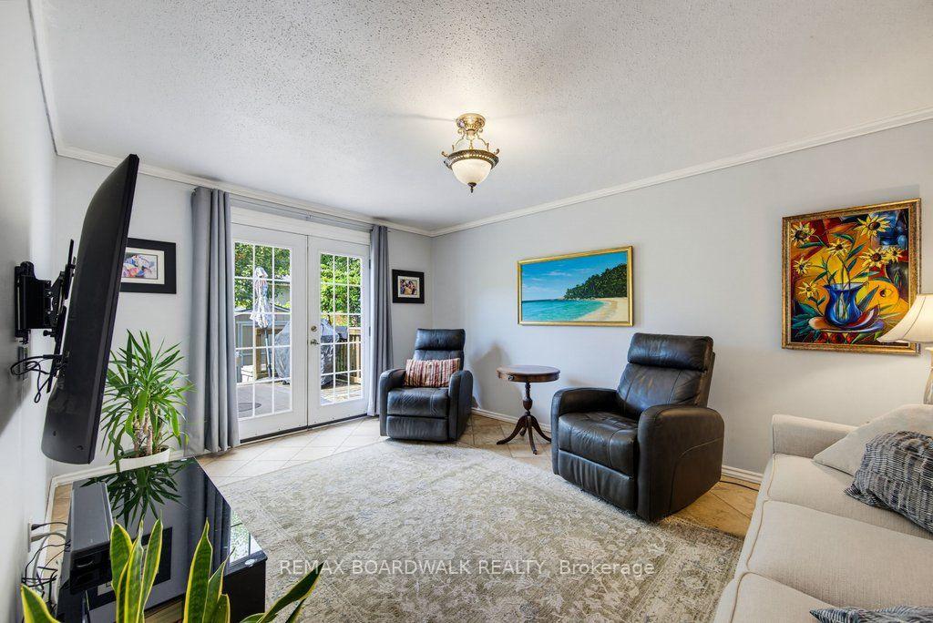 Photo 20 of 39 Welkin Crescent, Ottawa, Borden Farm/Stewart Farm/Carleton Heights/Parkwood Hills — HOMEH